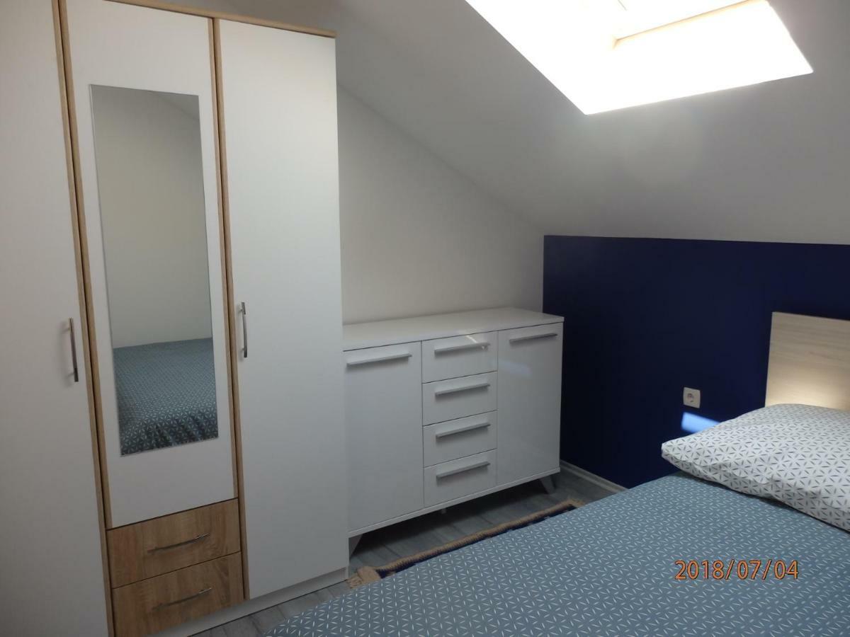 Apartman M&M Milna  Bagian luar foto