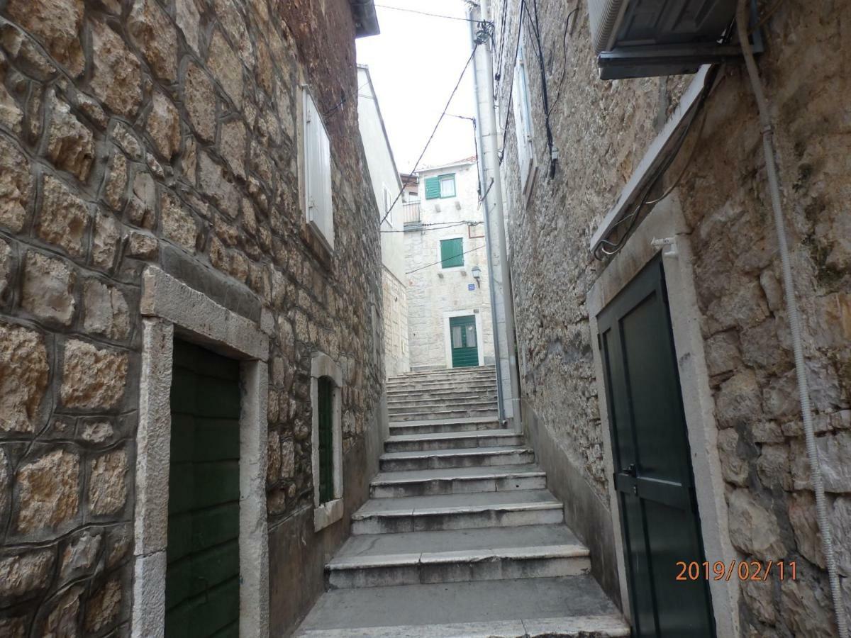 Apartman M&M Milna  Bagian luar foto